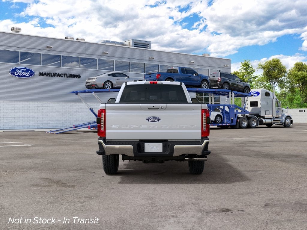 2027 Ford F-350SD F-350® Lariat®