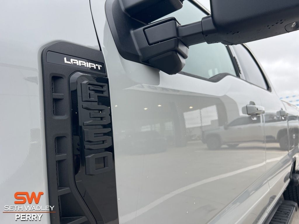 2026 Ford F-350SD Lariat