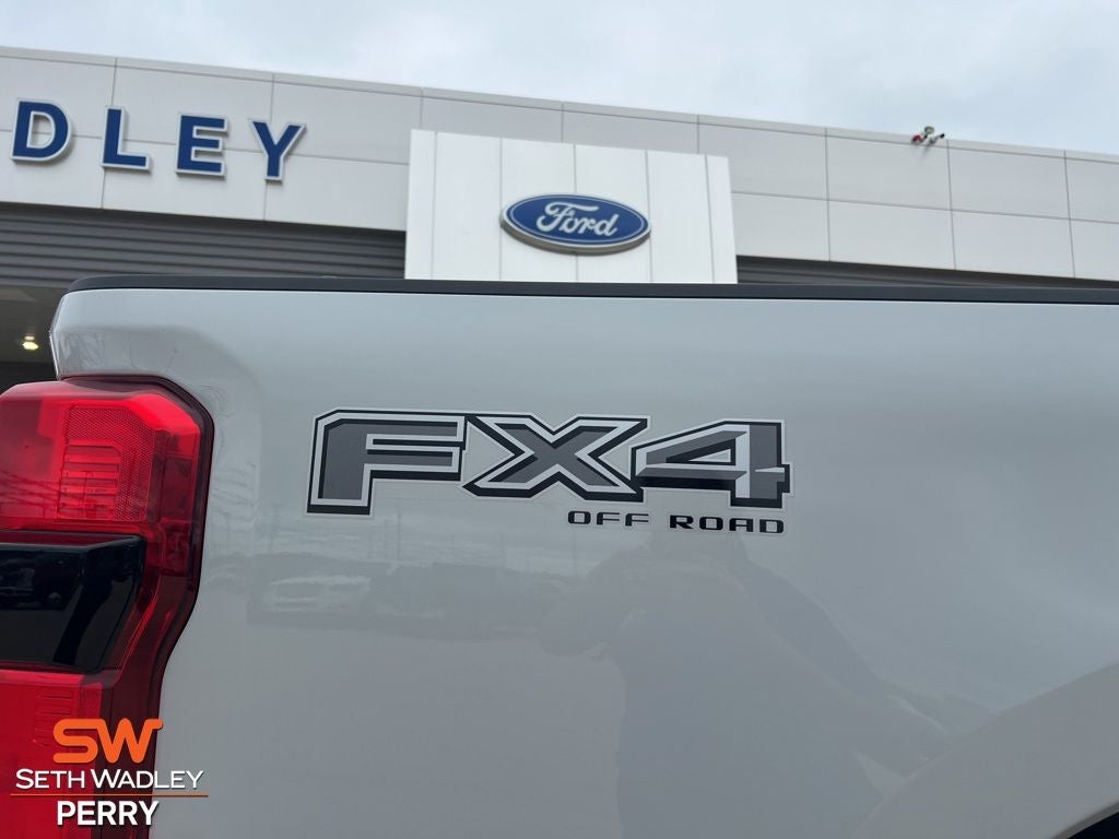 2026 Ford F-350SD Lariat