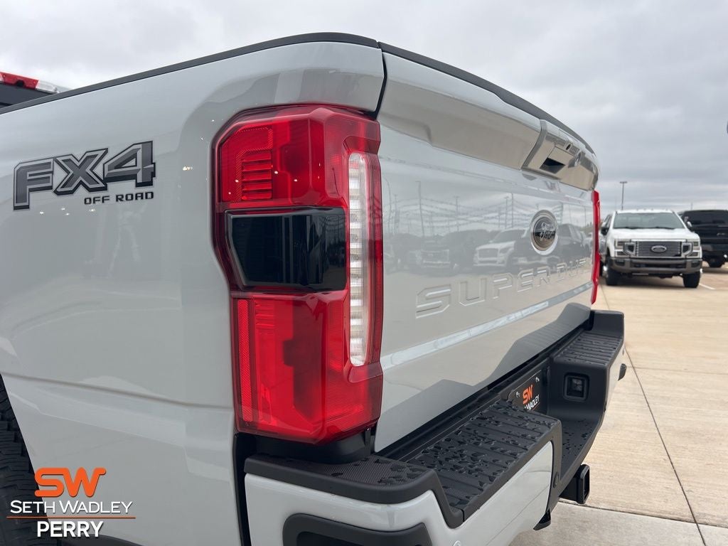 2026 Ford F-350SD Lariat