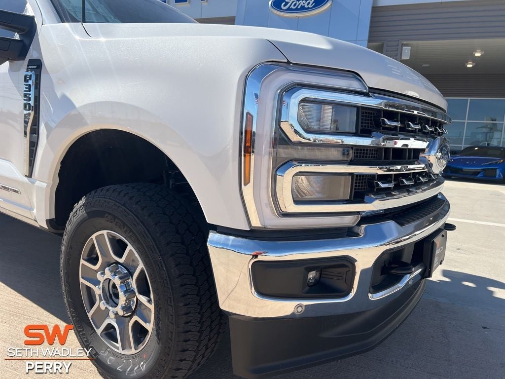 2025 Ford F-350SD Lariat