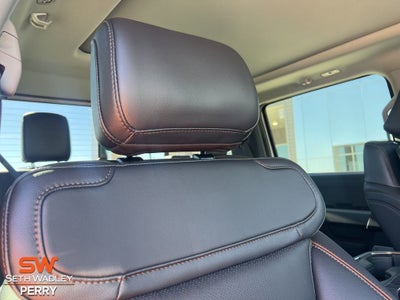 2025 Ford F-350SD Lariat