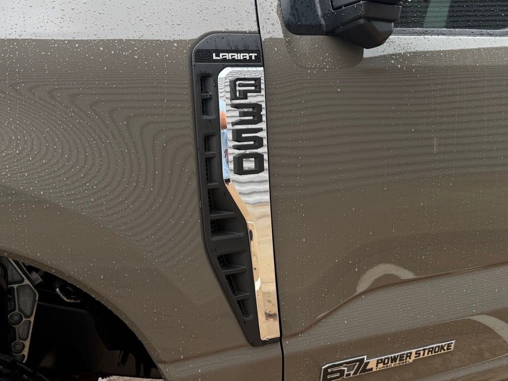 2026 Ford F-350SD Lariat