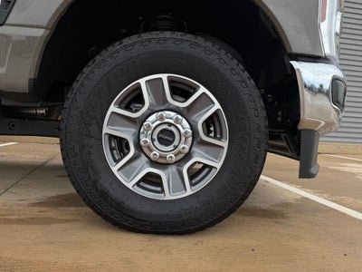 2026 Ford F-350SD Lariat