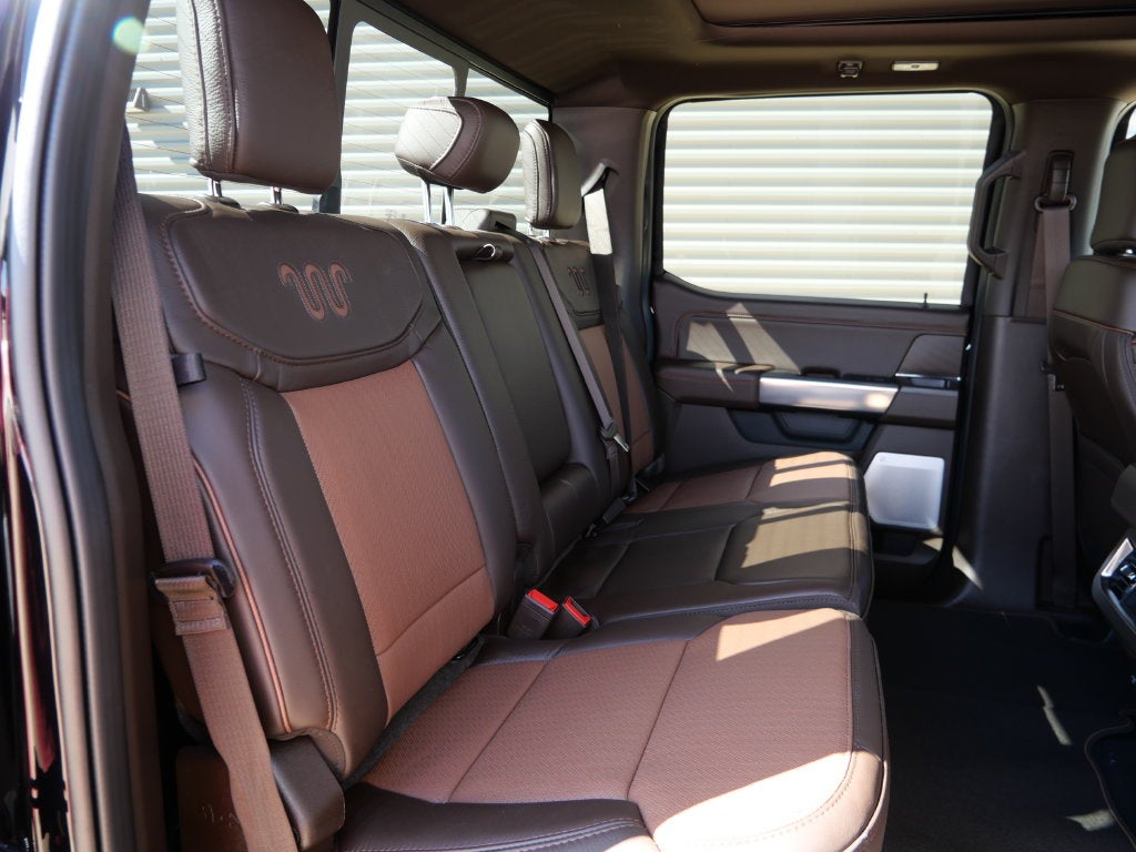 2027 Ford F-350SD King Ranch DRW