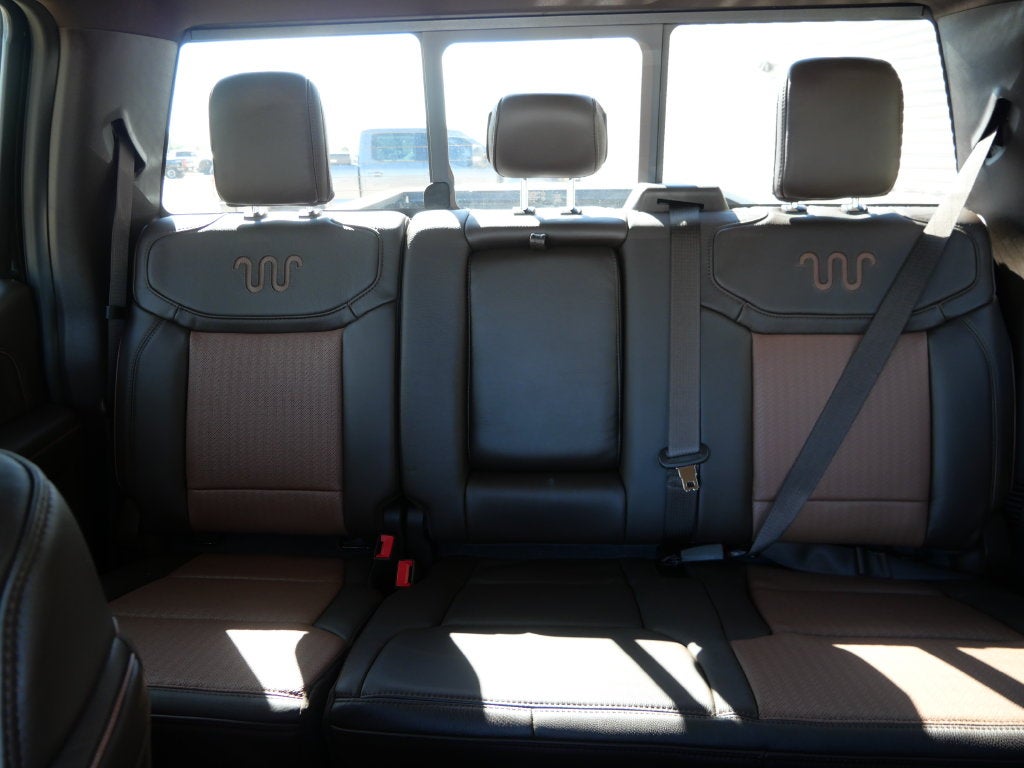2027 Ford F-350SD King Ranch DRW