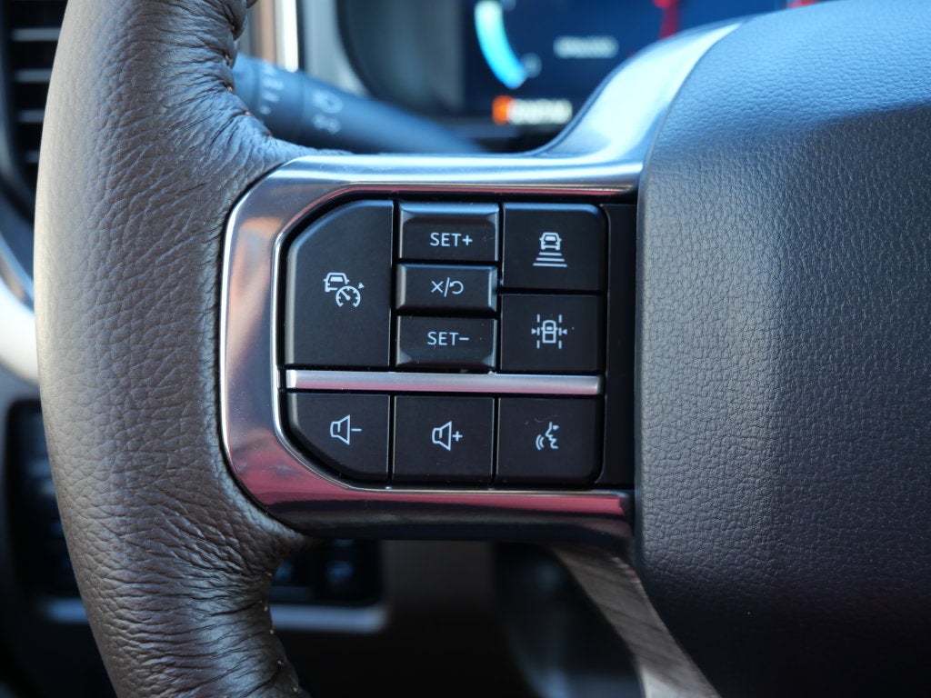 2027 Ford F-350SD King Ranch DRW