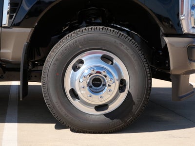 2027 Ford F-350SD King Ranch DRW