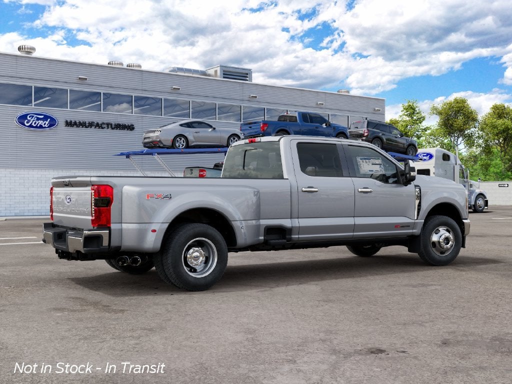 2027 Ford F-350SD Lariat DRW