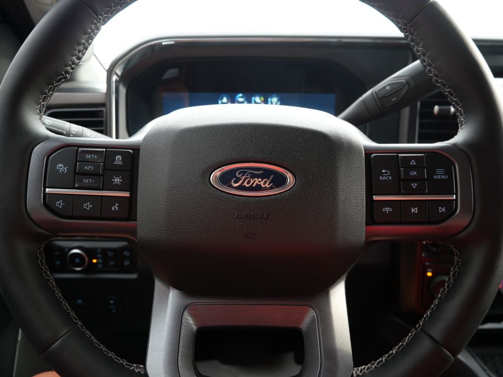 2026 Ford F-350SD Lariat DRW