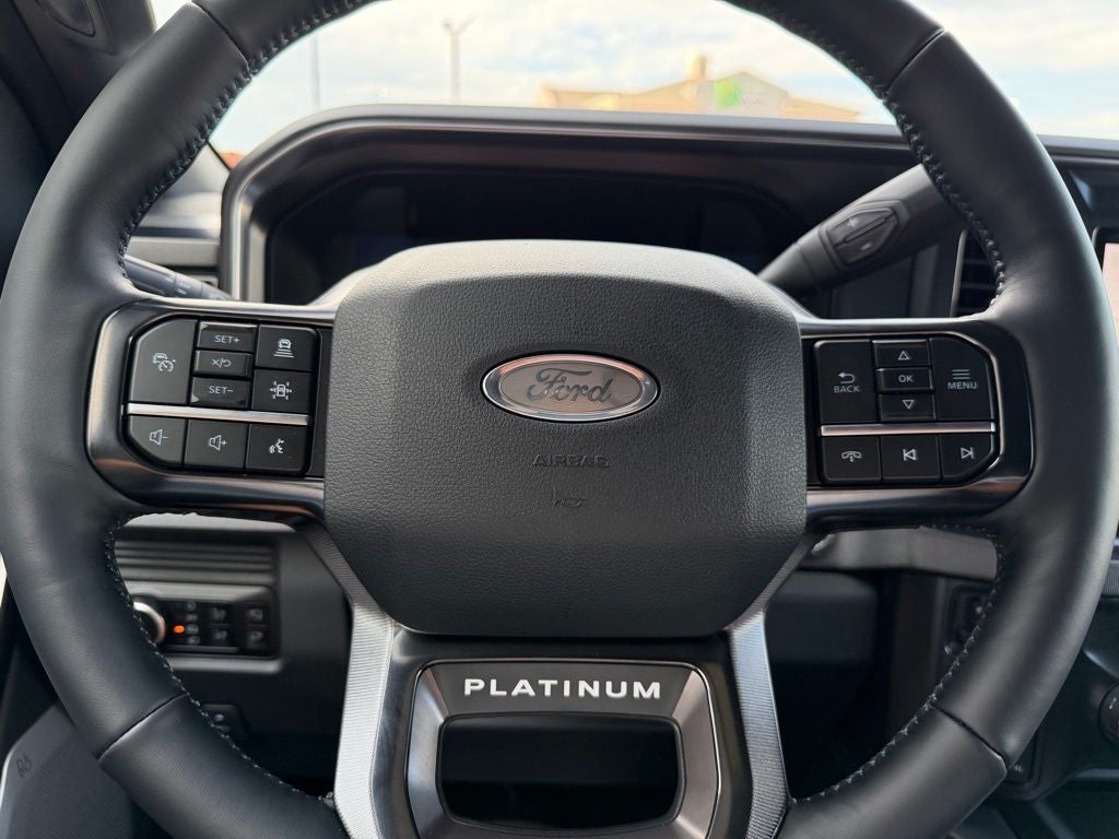 2026 Ford F-350SD Platinum DRW