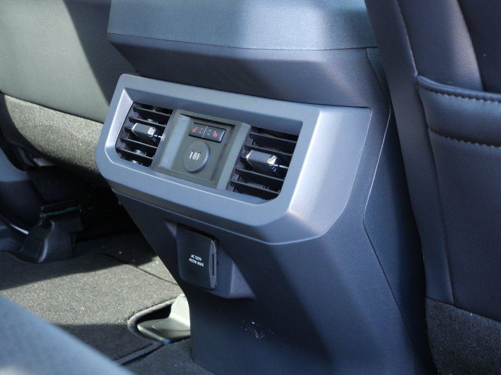 2027 Ford F-350SD Lariat DRW