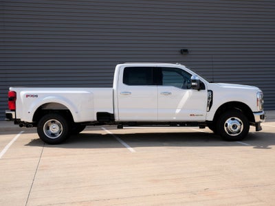 2027 Ford F-350SD Lariat DRW