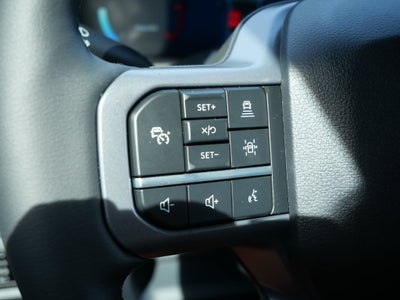 2027 Ford F-350SD Lariat DRW