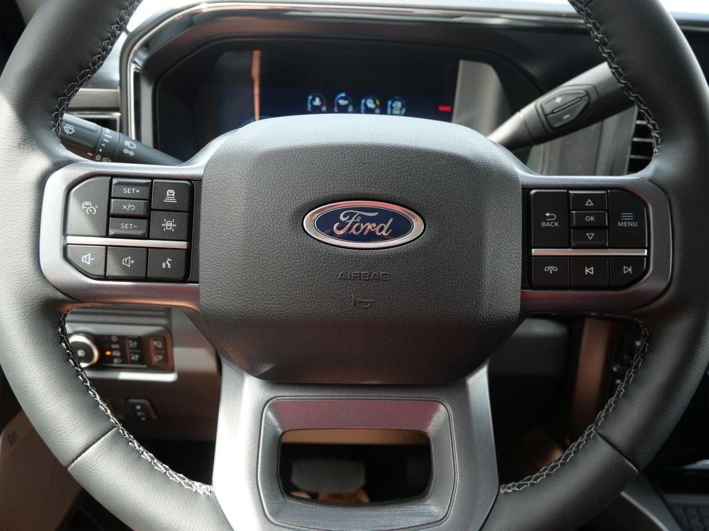2026 Ford F-350SD Lariat DRW