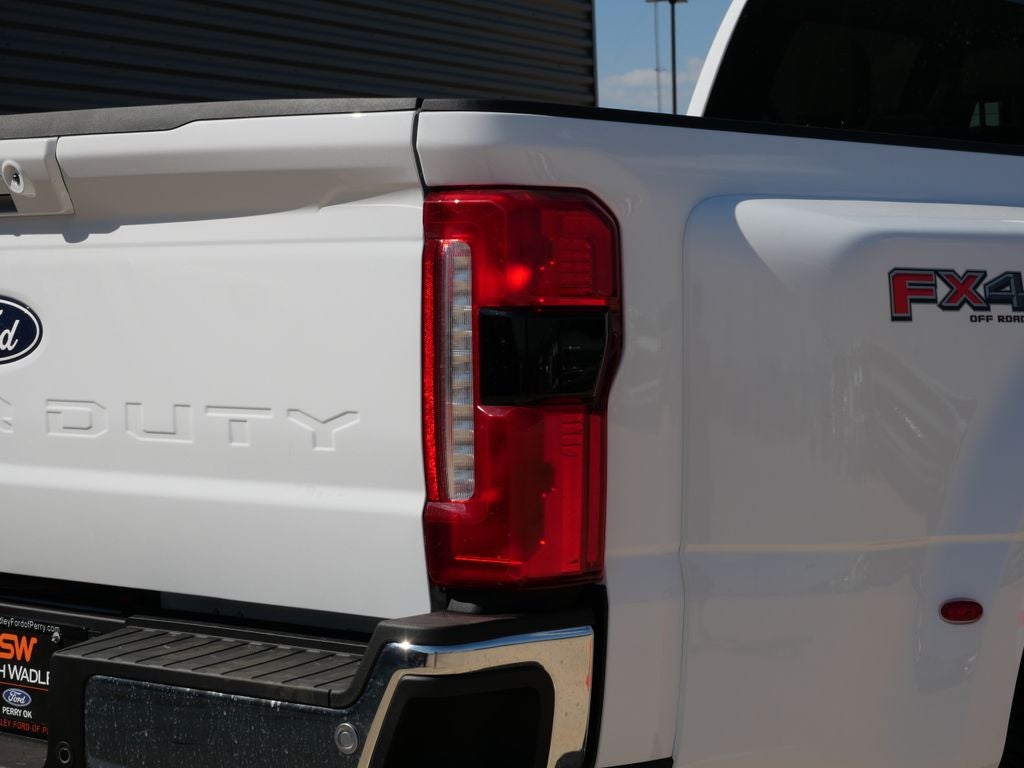 2027 Ford F-350SD XLT DRW