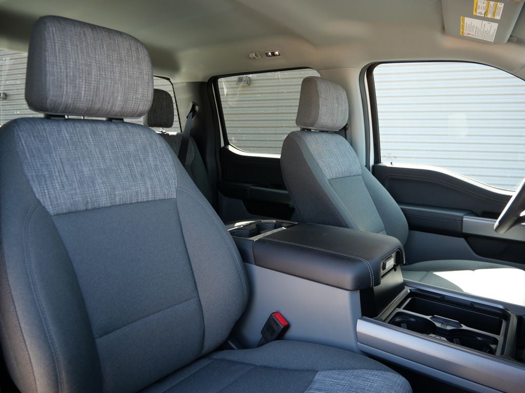 2027 Ford F-350SD XLT DRW