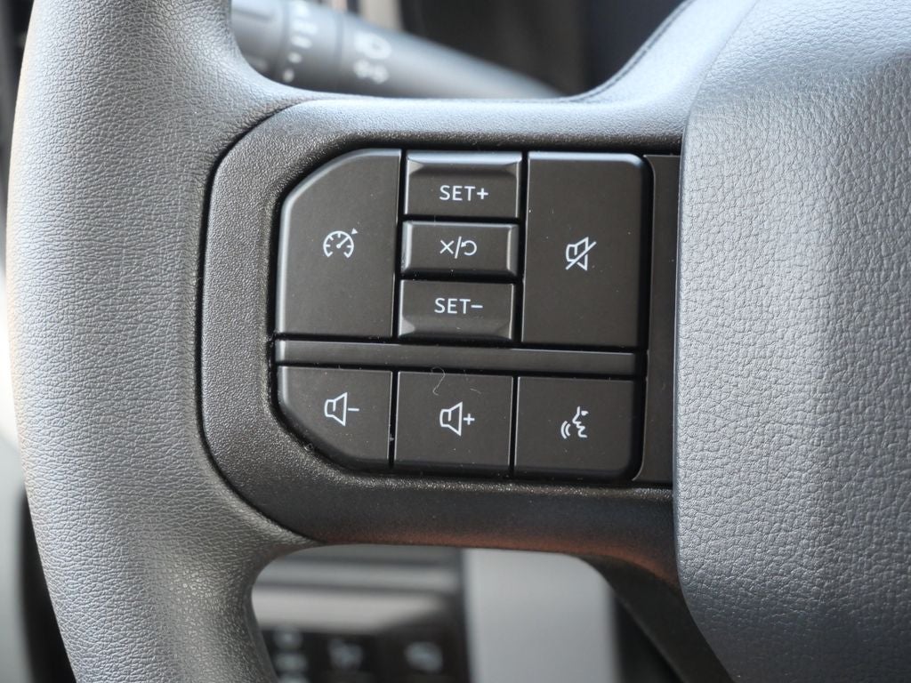 2027 Ford F-350SD XLT DRW