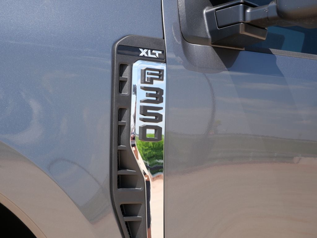 2026 Ford F-350SD XLT DRW