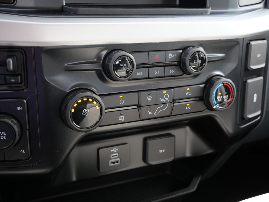 2026 Ford F-350SD DRW