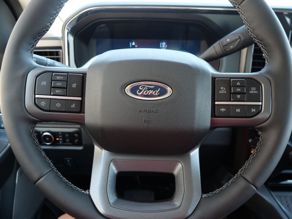 2026 Ford F-350SD Lariat DRW