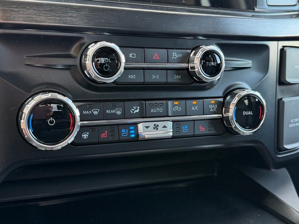 2026 Ford F-350SD Lariat DRW