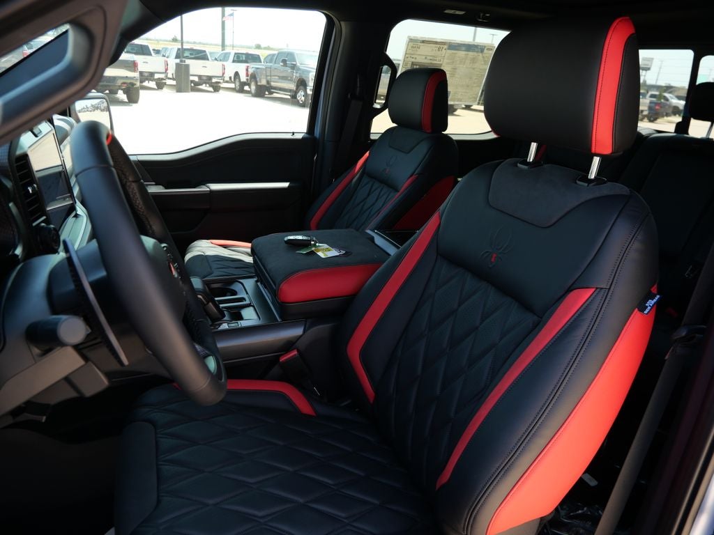 2026 Ford F-150 Lariat Black Widow SR 810