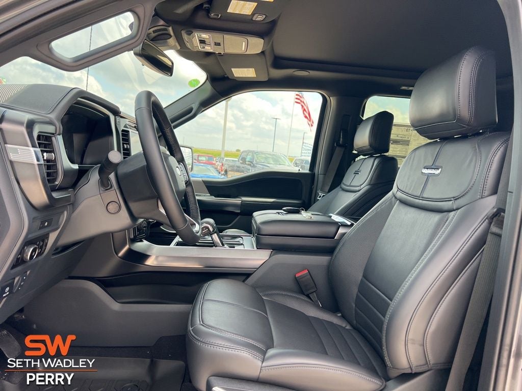 2025 Ford F-150 Platinum