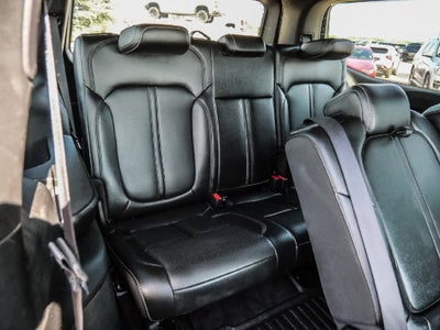 2023 Jeep Wagoneer Base
