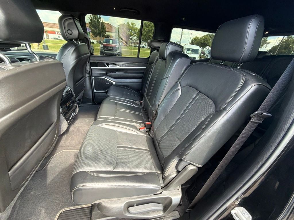 2022 Jeep Wagoneer Series II