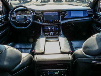 2022 Jeep Grand Wagoneer Series II