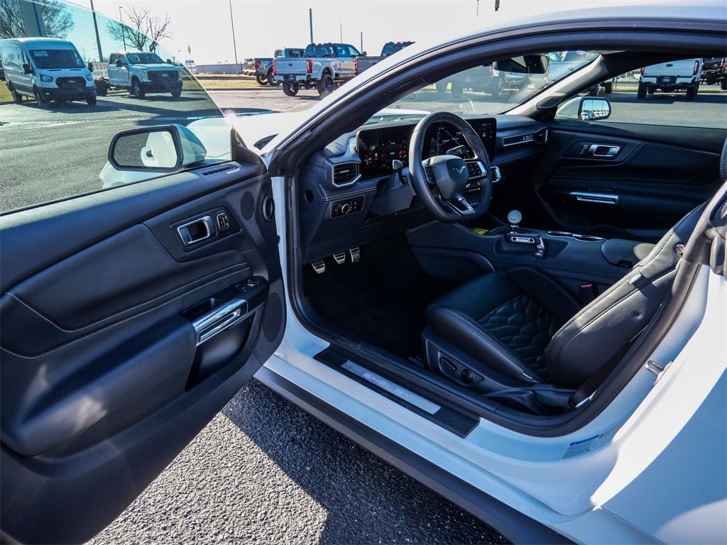 2025 Ford Mustang GT Premium Shelby
