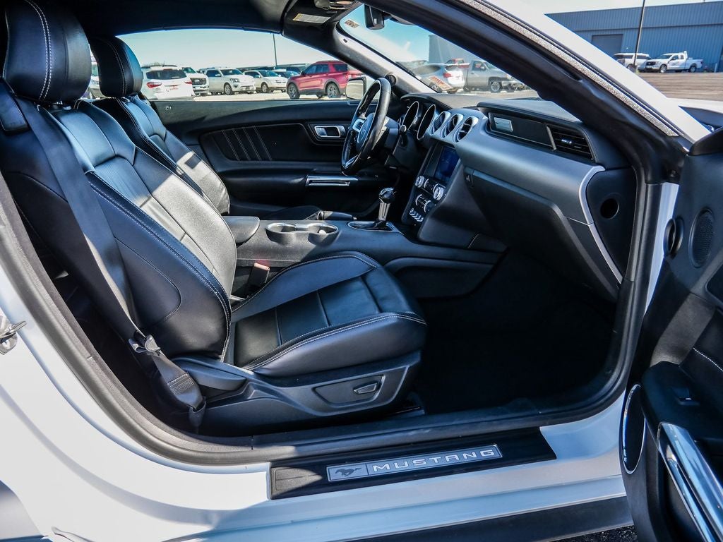 2022 Ford Mustang EcoBoost Premium