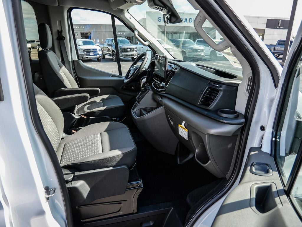 2026 Ford Transit-350 XLT 15 Passenger