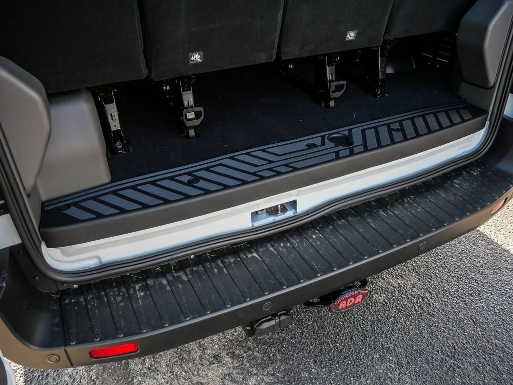 2026 Ford Transit-350 XLT 15 Passenger