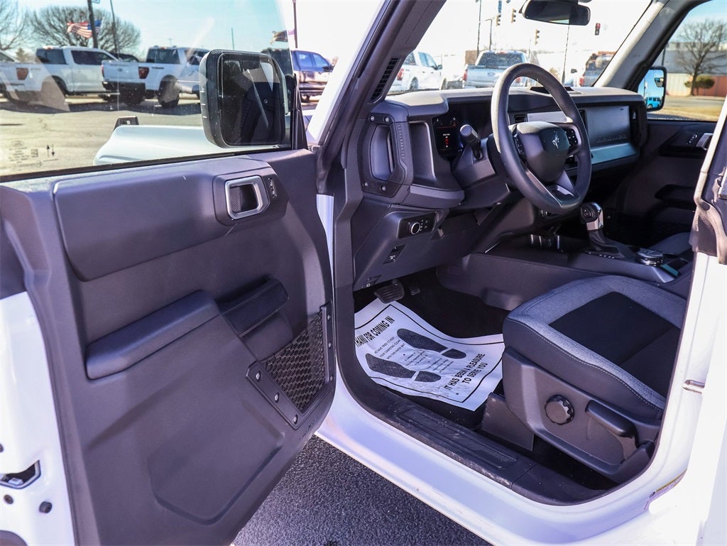 2025 Ford Bronco Base