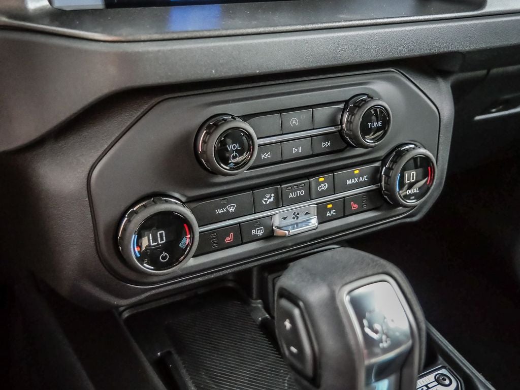 2026 Ford Bronco Big Bend Matte Black Package