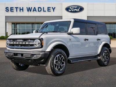 2026 Ford Bronco Outer Banks