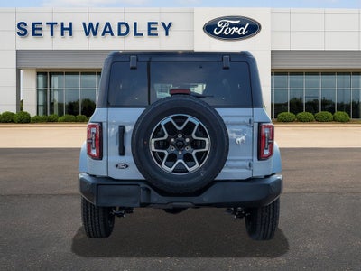 2026 Ford Bronco Outer Banks