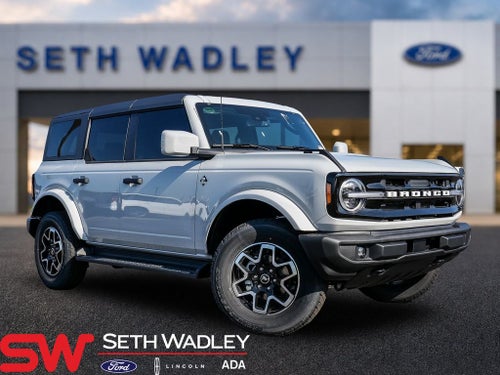 2026 Ford Bronco Outer Banks