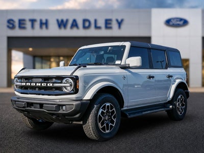2026 Ford Bronco Outer Banks