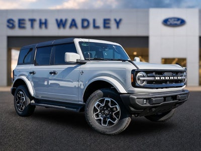 2026 Ford Bronco Outer Banks
