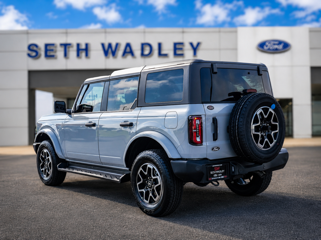 2026 Ford Bronco Outer Banks