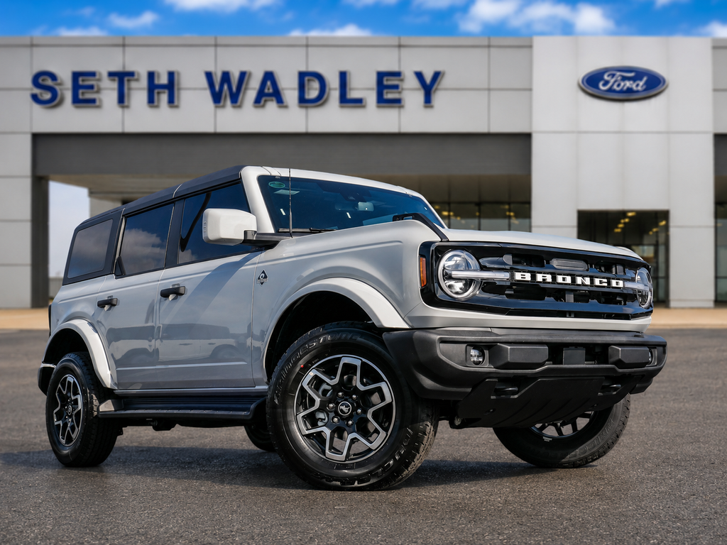 2026 Ford Bronco Outer Banks