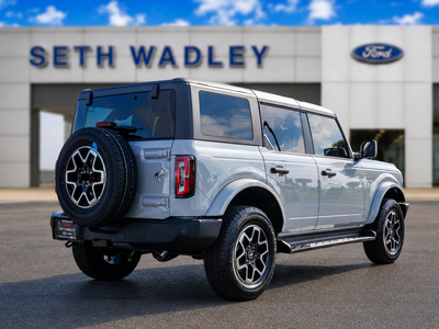 2026 Ford Bronco Outer Banks
