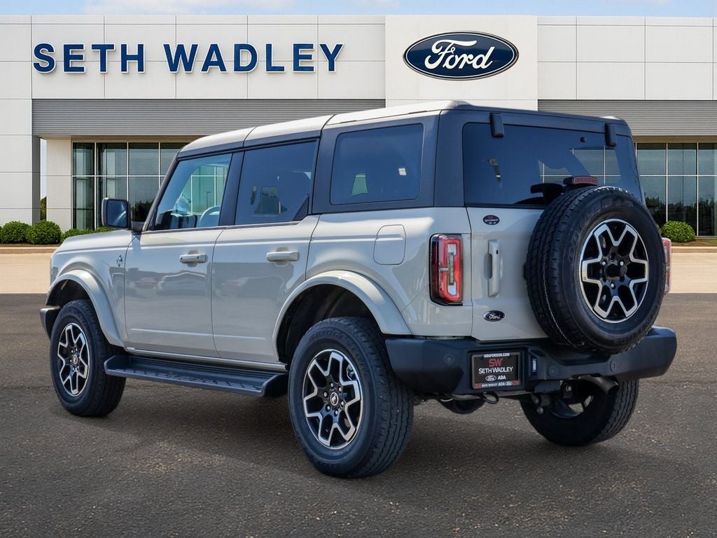 2025 Ford Bronco Outer Banks