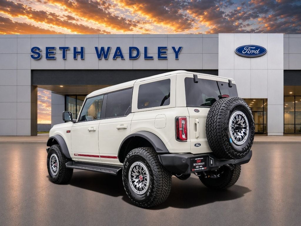 2026 Ford Bronco Outer Banks