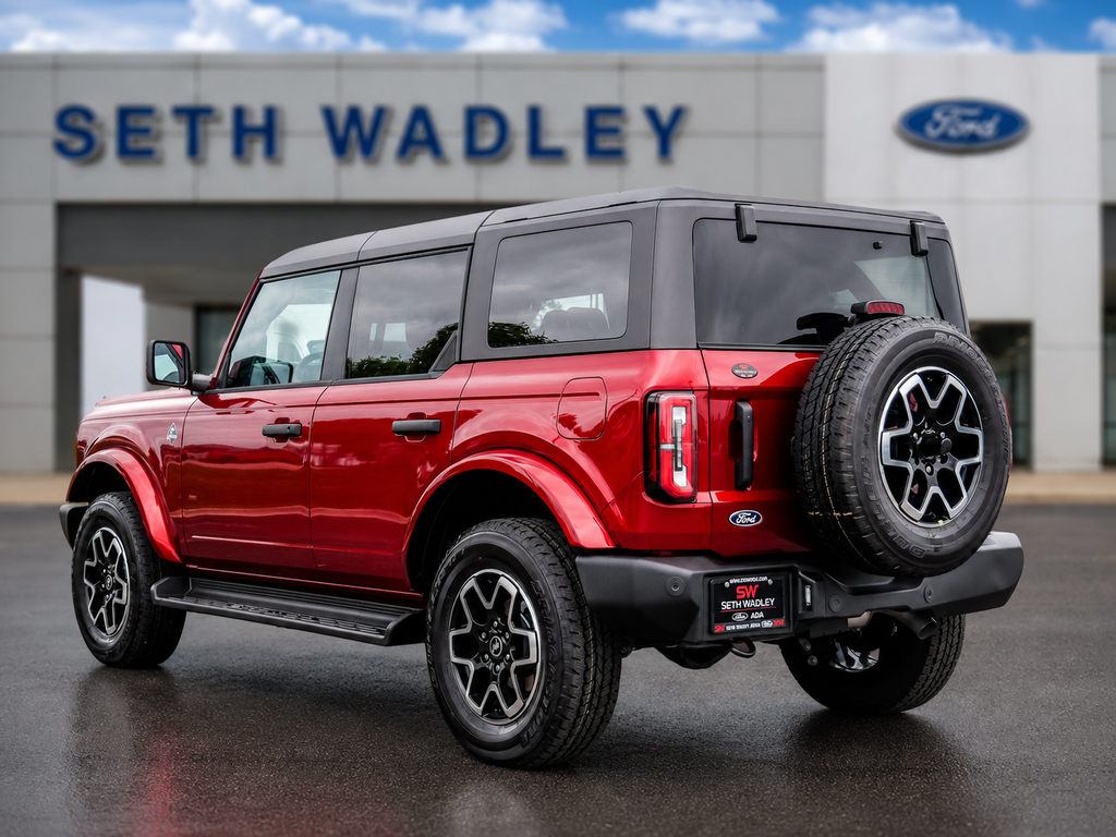 2026 Ford Bronco Outer Banks