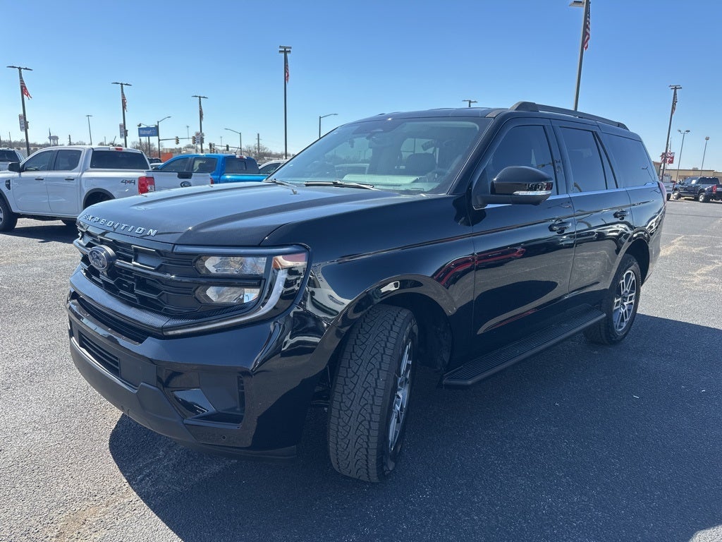 2026 Ford Expedition Active