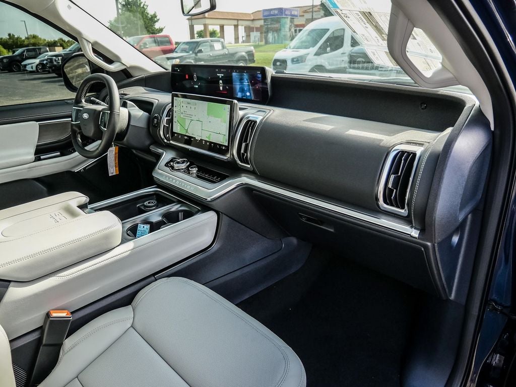 2027 Ford Expedition Platinum